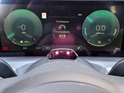 New 2026 Hyundai Tucson Limited image 9