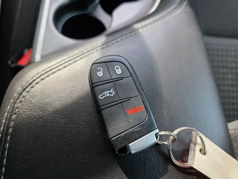 Used 2019 Dodge Challenger R/T Scat Pack w/ Driver Convenience Group image 30