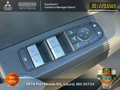 New 2025 Mitsubishi Outlander SE image 8