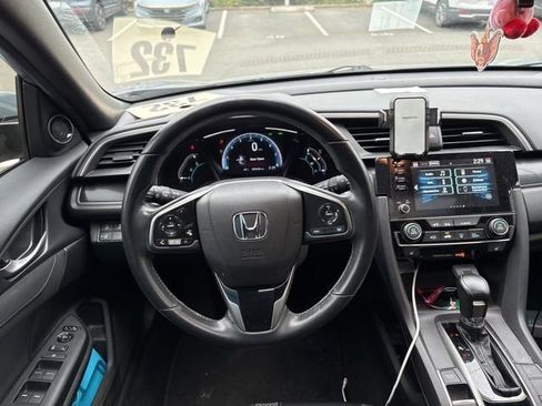 Used 2020 Honda Civic EX image 12