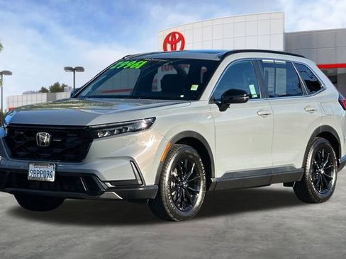 Used 2025 Honda CR-V Sport image 9