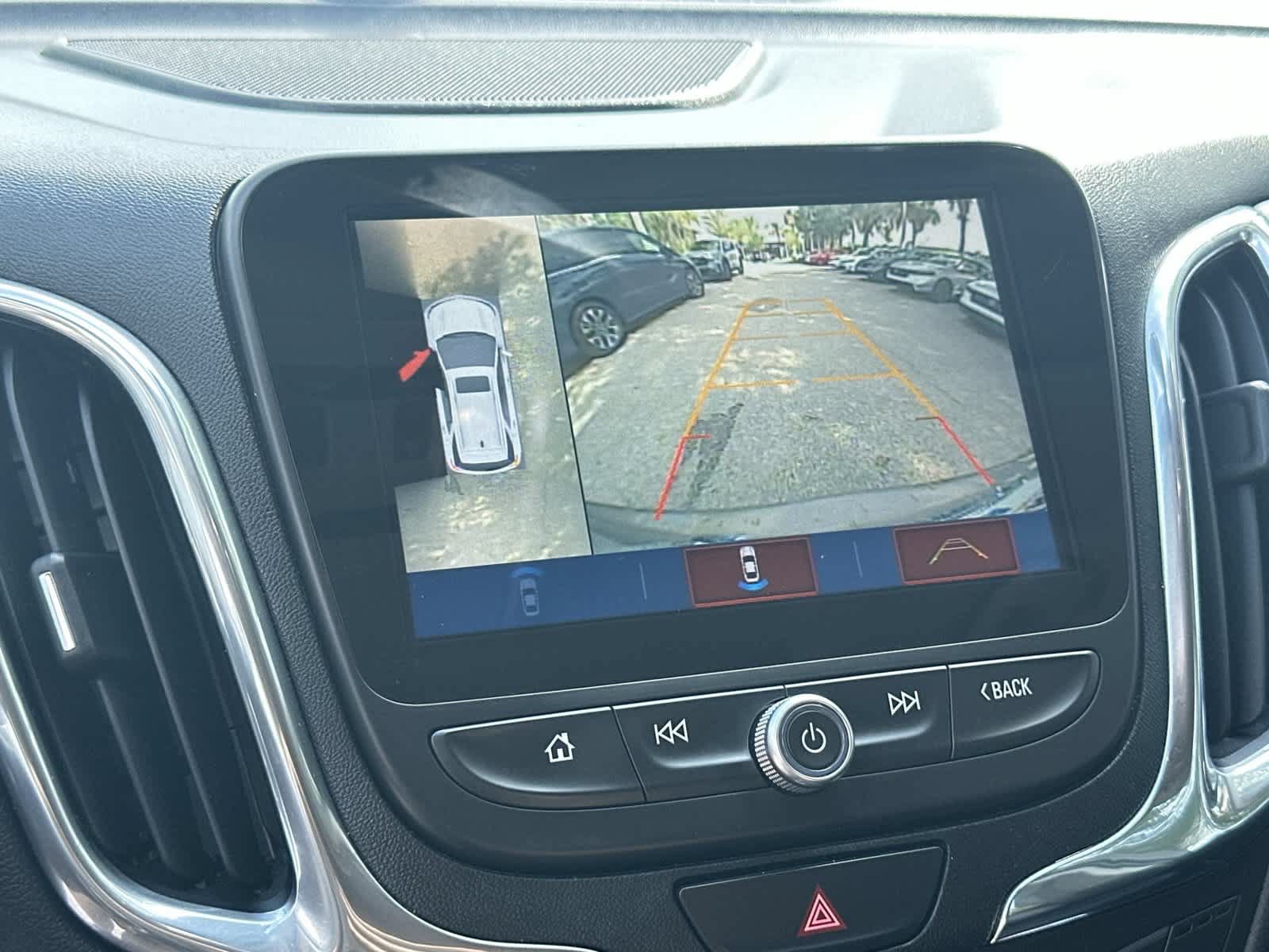 Used 2018 Chevrolet Equinox Premier FWD image 20