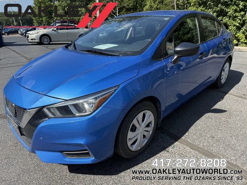 Used 2020 Nissan Versa S FWD image 1