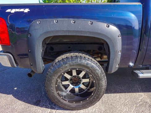 Used 2007 Chevrolet Silverado 1500 LTZ w/ Safety Package AWD/4WD image 33
