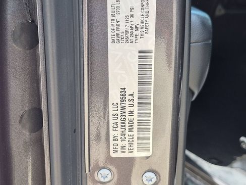 Used 2021 Jeep Wrangler Sport AWD/4WD image 24