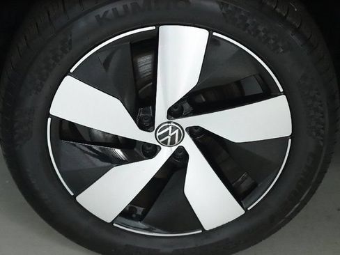 Used 2024 Volkswagen Taos S AWD/4WD image 38