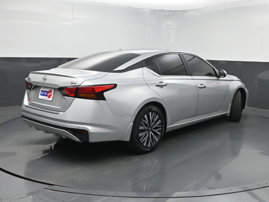 Used 2023 Nissan Altima 2.5 SV FWD image 20