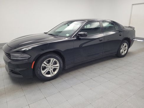 Used 2022 Dodge Charger SXT w/ Cold Weather Package RWD image 2