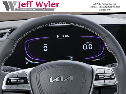 New 2025 Kia Telluride S image 13