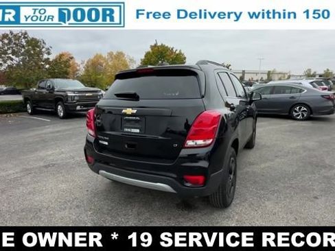 Used 2019 Chevrolet Trax LT w/ LT Convenience Package image 38