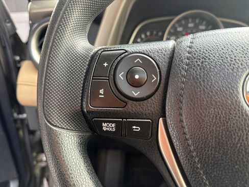 Used 2015 Toyota RAV4 XLE AWD/4WD image 21