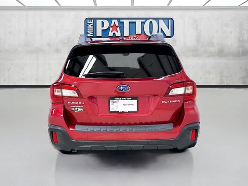 Used 2018 Subaru Outback 2.5i Limited AWD/4WD image 6
