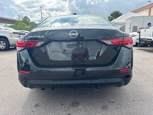 Used 2025 Nissan Sentra SV FWD image 4