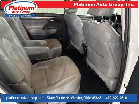 Used 2022 Toyota Highlander Platinum image 36