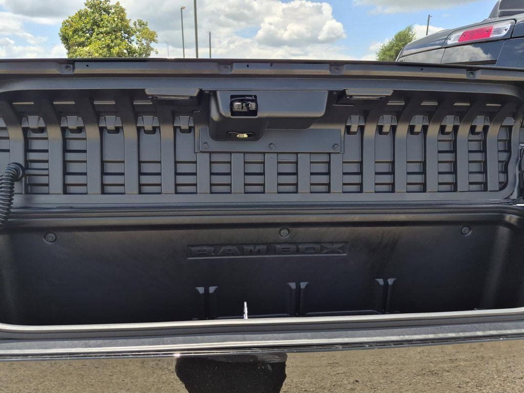 New 2026 RAM 1500 Laramie w/ Advanced Safety Group II AWD/4WD image 9
