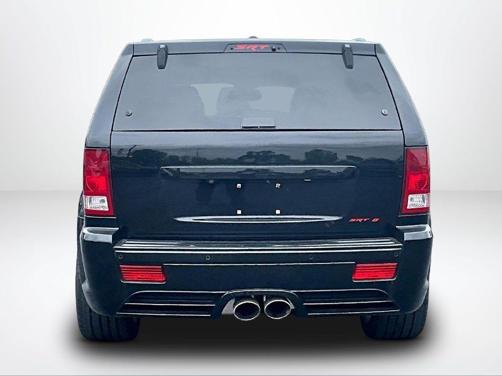 Used 2007 Jeep Grand Cherokee SRT8 w/ SRT Option Group I AWD/4WD image 4