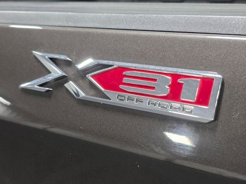 Used 2021 GMC Sierra 1500 Elevation w/ X31 Off-Road Package AWD/4WD image 6