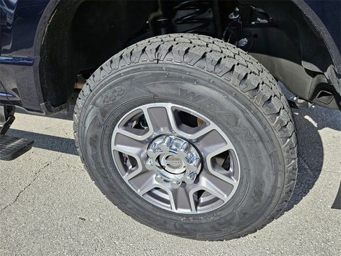 Used 2023 Ford F250 Lariat w/ Lariat Ultimate Package image 39