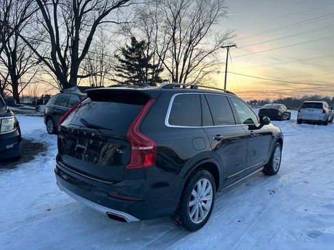 Used 2016 Volvo XC90 T6 Momentum w/ Momentum Plus Package AWD/4WD image 5