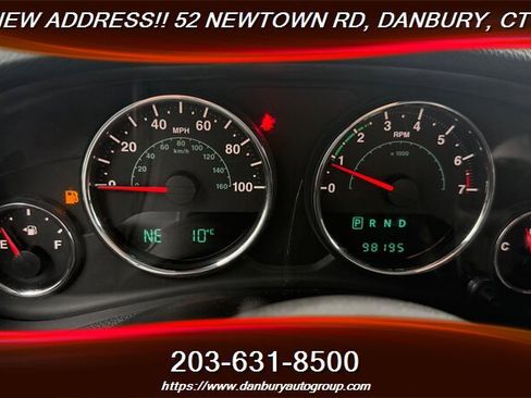 Used 2013 Jeep Wrangler Sport AWD/4WD image 17