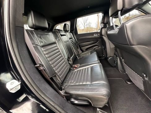 Used 2019 Jeep Grand Cherokee Limited X image 18