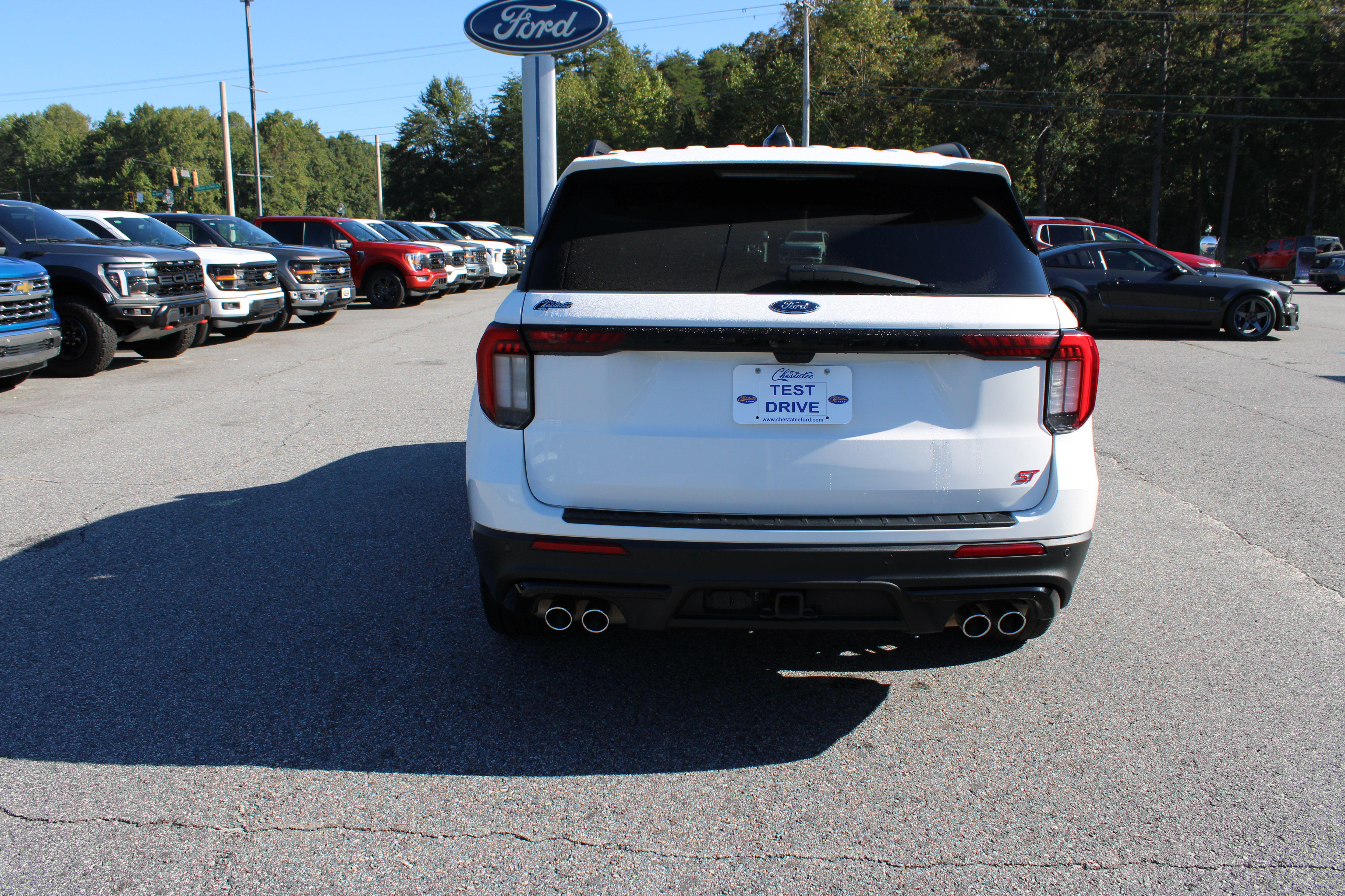 Used 2025 Ford Explorer ST w/ Sun And Sound Package AWD/4WD image 7