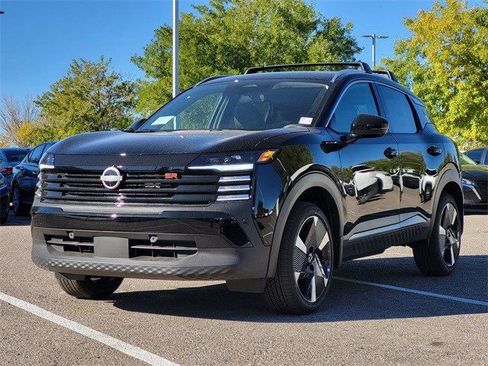 New 2026 Nissan Kicks SR image 4