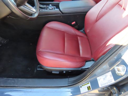 Used 2024 MAZDA MAZDA3 s image 39