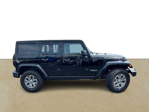 Used 2016 Jeep Wrangler Unlimited Rubicon w/ Dual Top Group AWD/4WD image 2