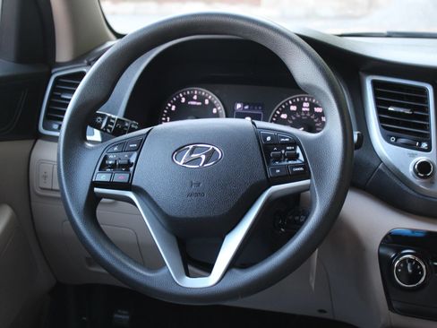 Used 2017 Hyundai Tucson SE w/ SE Popular Package 02 AWD/4WD image 20