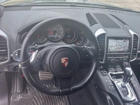 Used 2011 Porsche Cayenne S AWD/4WD image 26