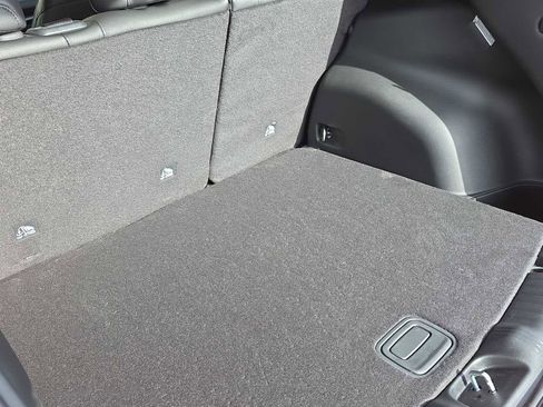 New 2026 Jeep Compass Latitude image 35