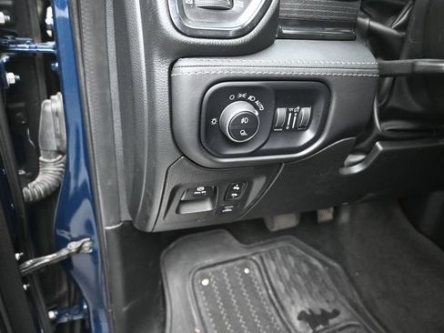Used 2022 RAM 1500 Limited AWD/4WD image 13