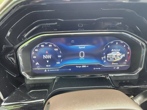 New 2025 Chevrolet Silverado 3500 LTZ w/ LTZ Plus Package AWD/4WD image 23