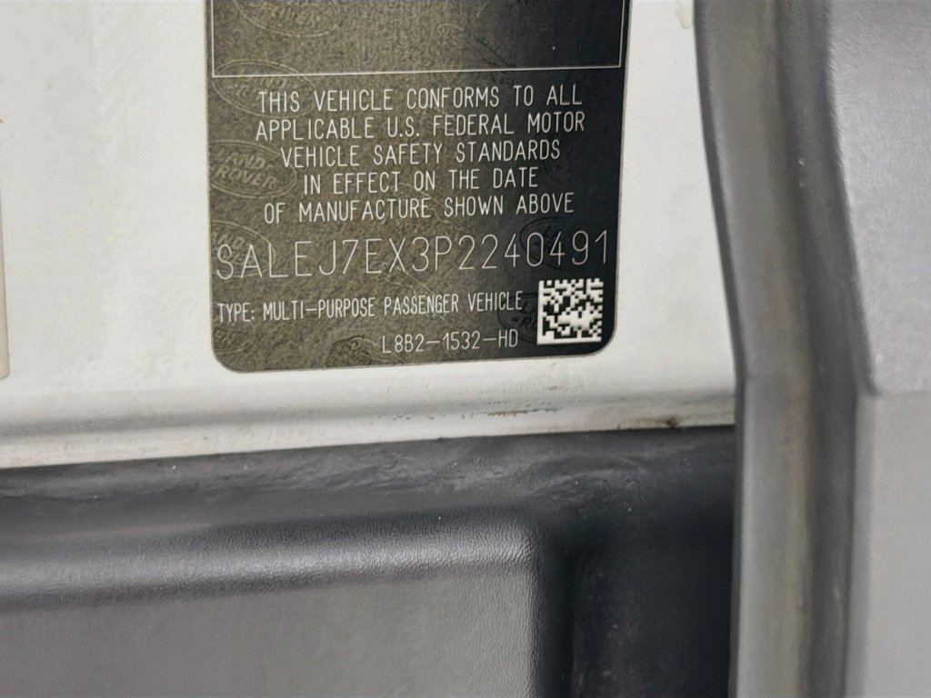 Certified 2023 Land Rover Defender 110 S AWD/4WD image 34