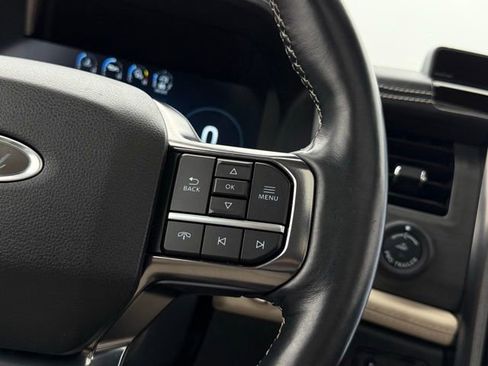 Certified 2022 Ford Expedition Platinum image 13