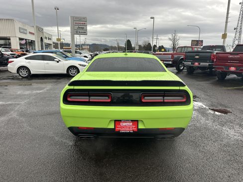 Used 2023 Dodge Challenger R/T w/ Plus Package image 4