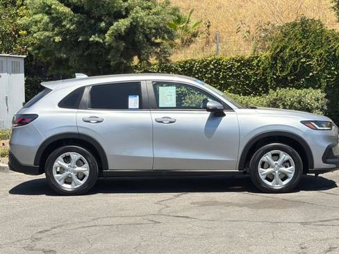Certified 2024 Honda HR-V LX image 3