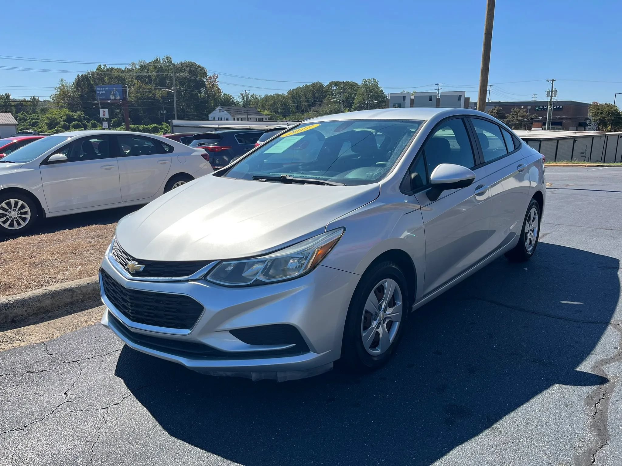 Used 2017 Chevrolet Cruze LS FWD image 3