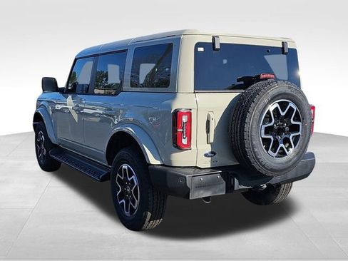 New 2025 Ford Bronco Outer Banks image 7