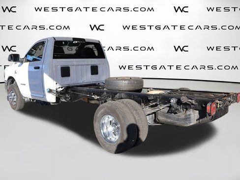 Used 2022 RAM 3500 Tradesman w/ Chrome Appearance Group image 5