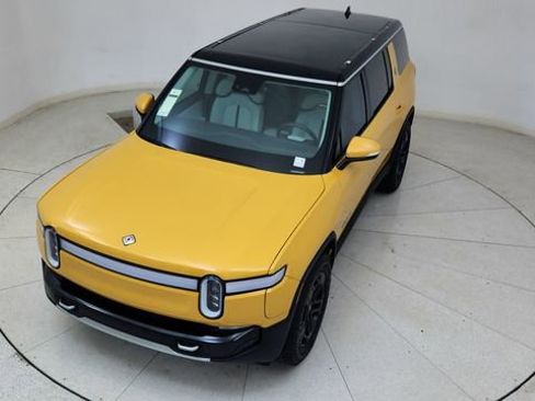 Used 2024 Rivian R1S Adventure image 80