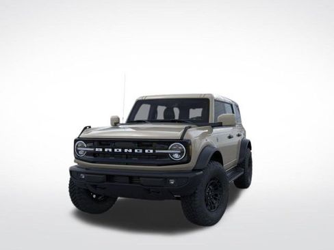 New 2026 Ford Bronco Outer Banks w/ Sasquatch Package AWD/4WD image 1