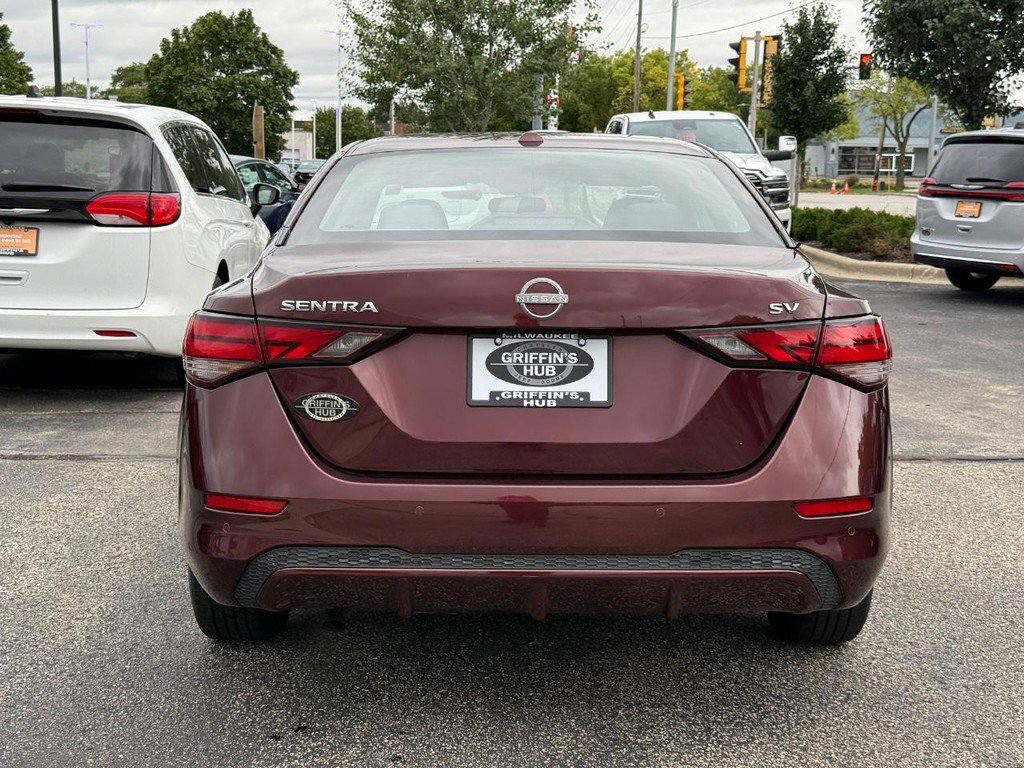 Used 2024 Nissan Sentra SV FWD image 4