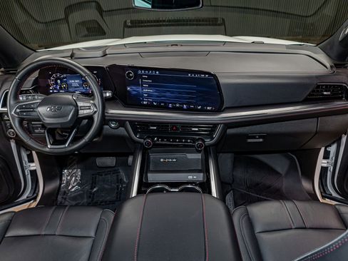 Used 2025 Chevrolet Tahoe RST w/ RST Capability Package image 15