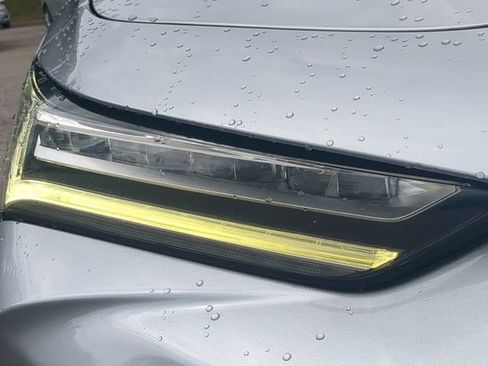 Used 2021 Acura TLX FWD image 9