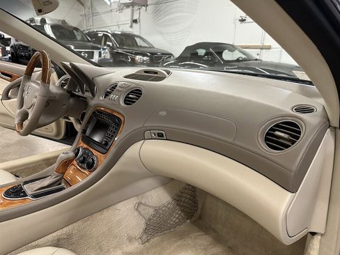 Used 2003 Mercedes-Benz SL 500 w/ SL2 Sport Pkg image 32