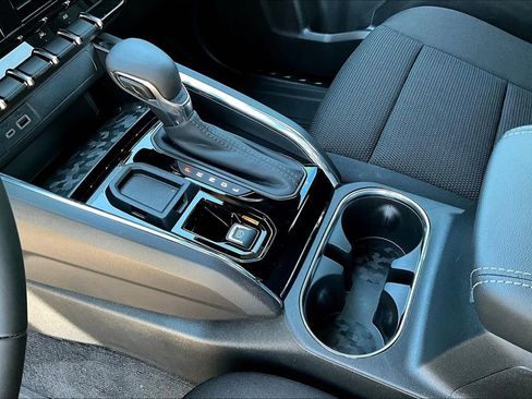 New 2026 GMC Canyon Elevation w/ Convenience Package image 18