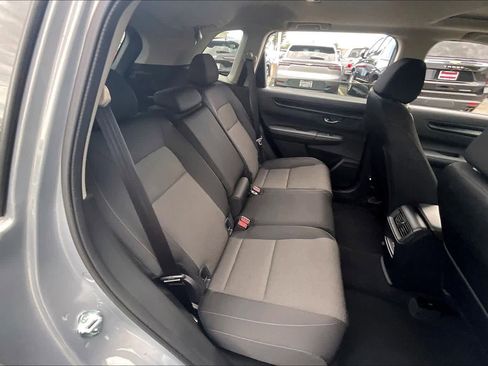 Used 2025 Honda CR-V EX image 29