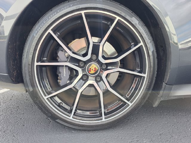 Used 2023 Porsche Taycan RWD image 8